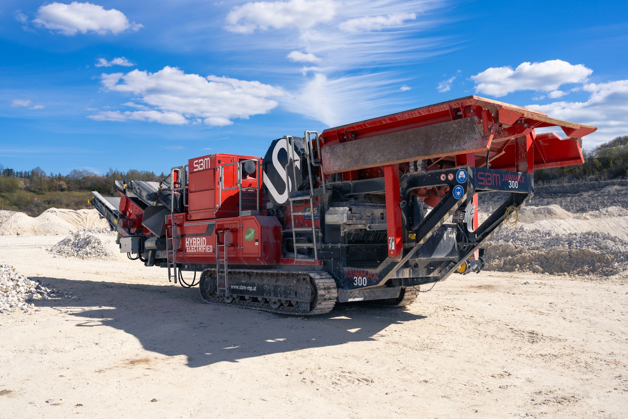 Mobile stone crusher working in a quarry